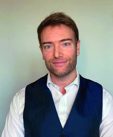 Simon Benjamin portrait photo